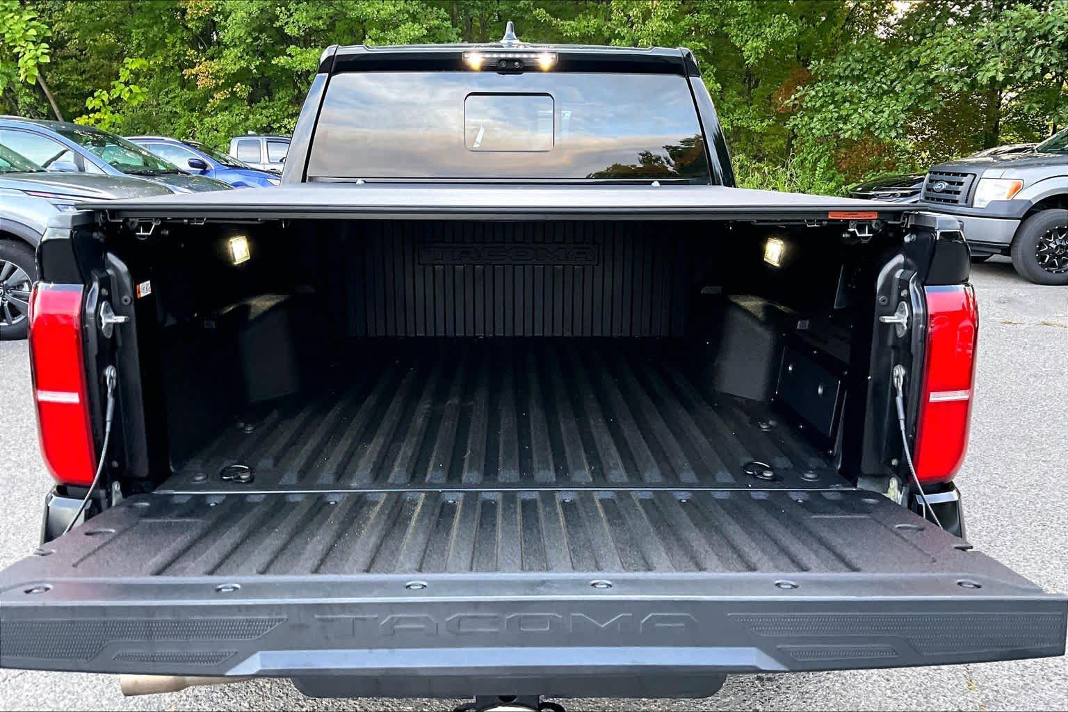 Certified 2024 Toyota Tacoma TRD Sport w/ TRD Sport Premium Package AWD/4WD image 31