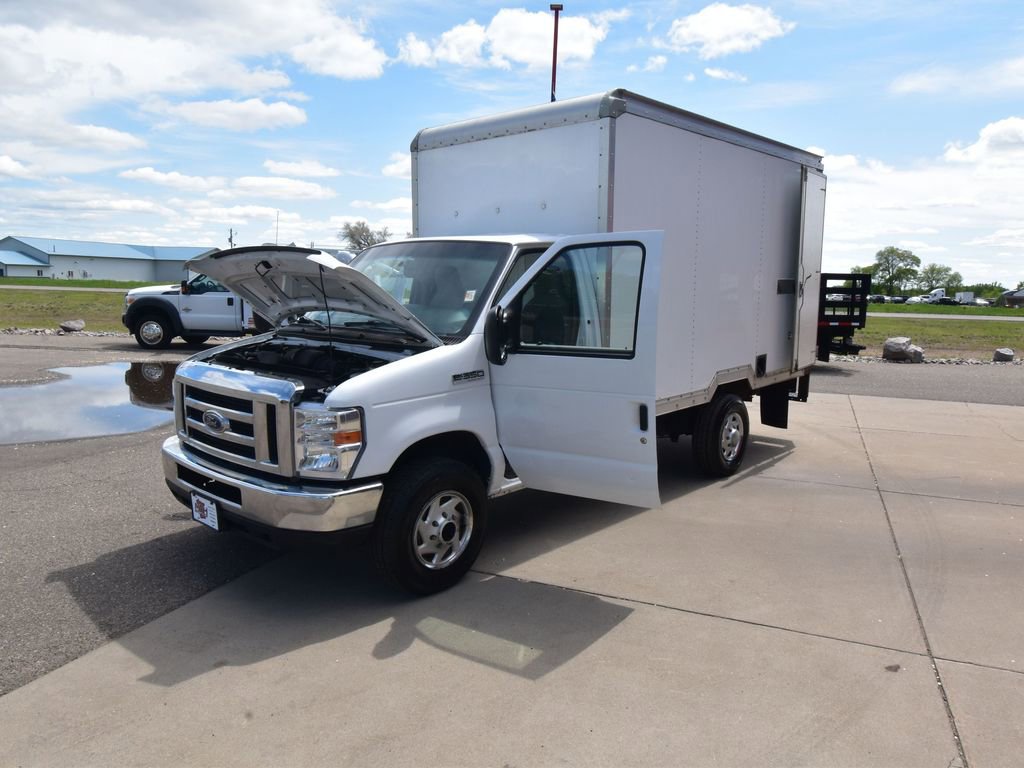 Used 2019 Ford E-350 and Econoline 350 Super Duty w/ Power Windows & Locks Group RWD image 16
