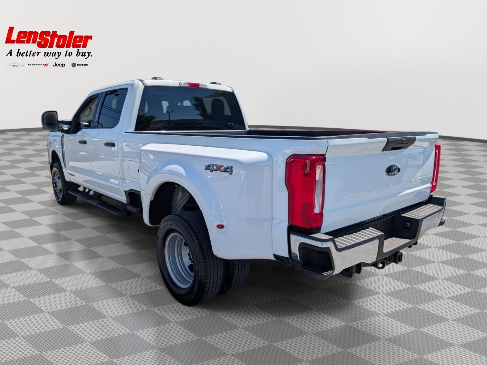 Used 2026 Ford F350 XLT AWD/4WD image 3