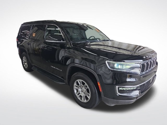 Used 2022 Jeep Wagoneer Series I AWD/4WD image 10