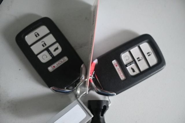 Used 2022 Honda Pilot Touring image 25