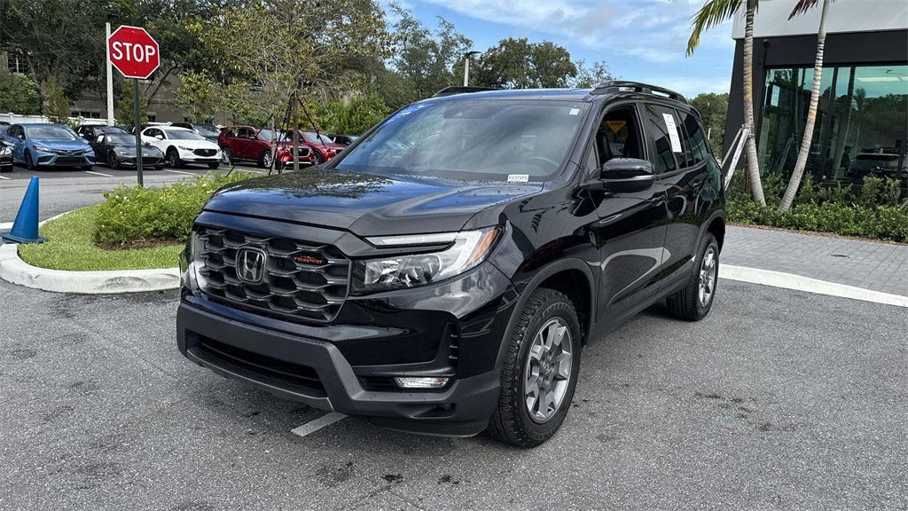 Used 2023 Honda Passport TrailSport image 10