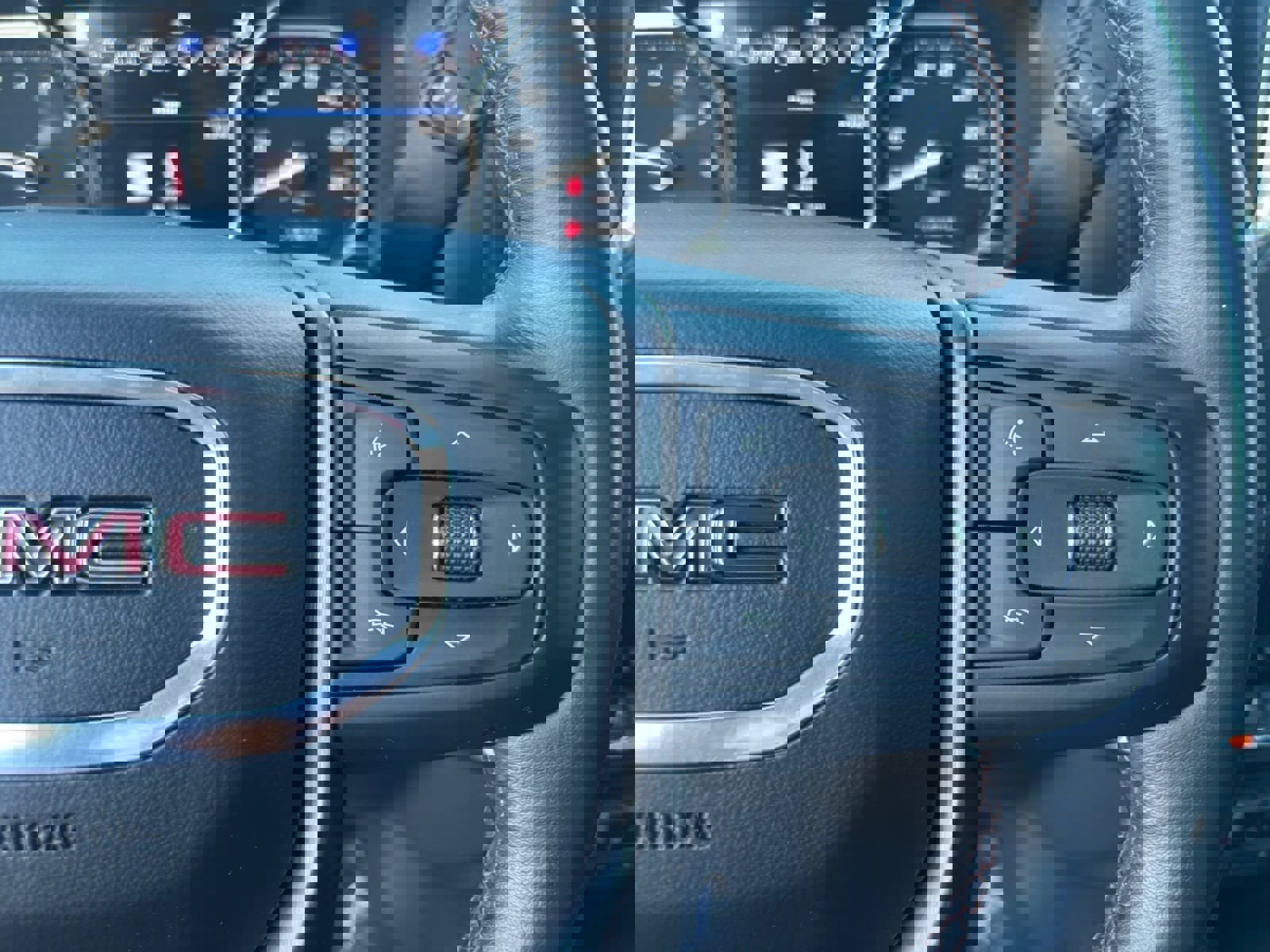 Used 2020 GMC Sierra 1500 AT4 w/ Technology Package image 27