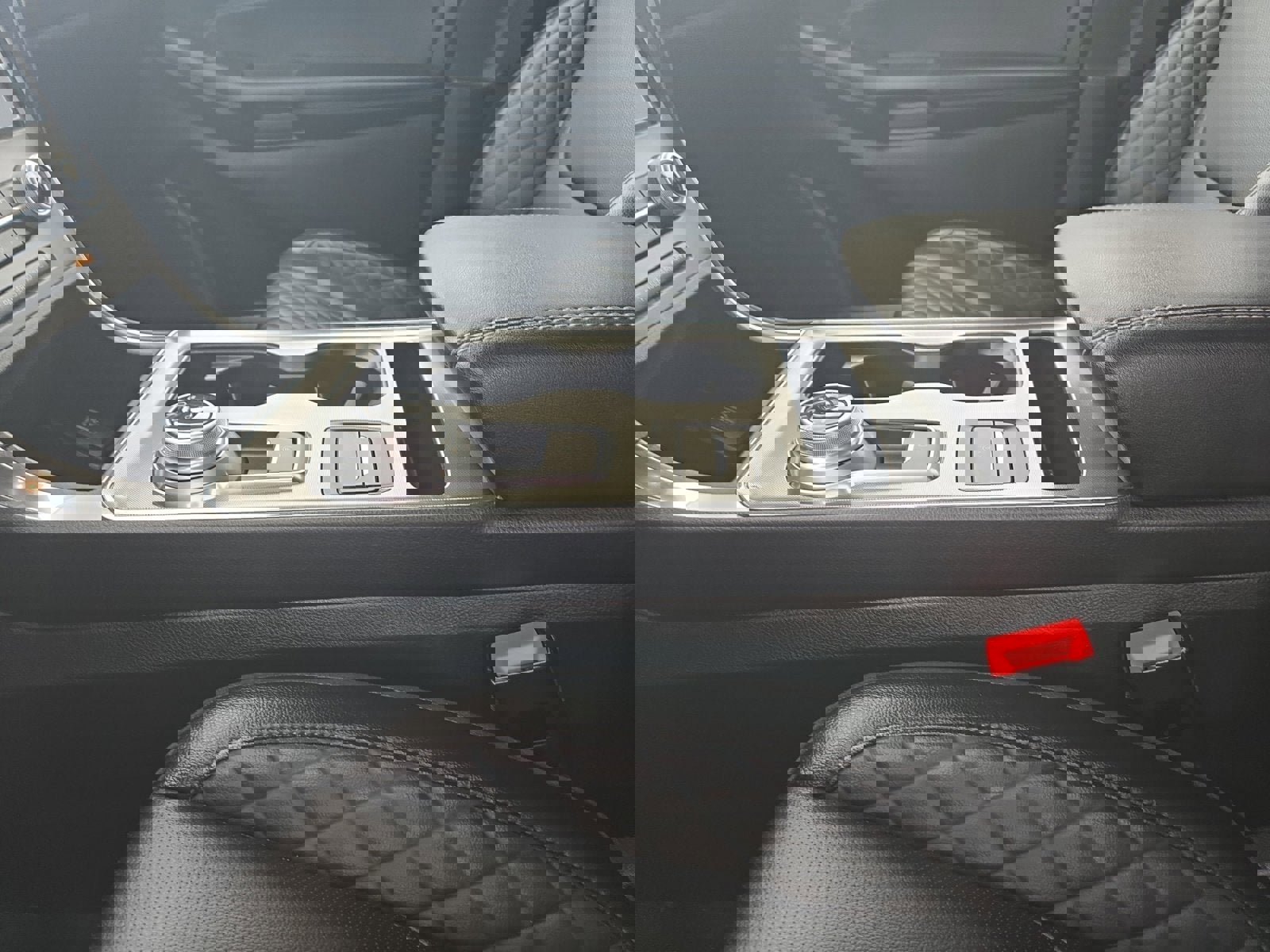 Used 2023 Ford Edge Titanium w/ Equipment Group 301A image 22