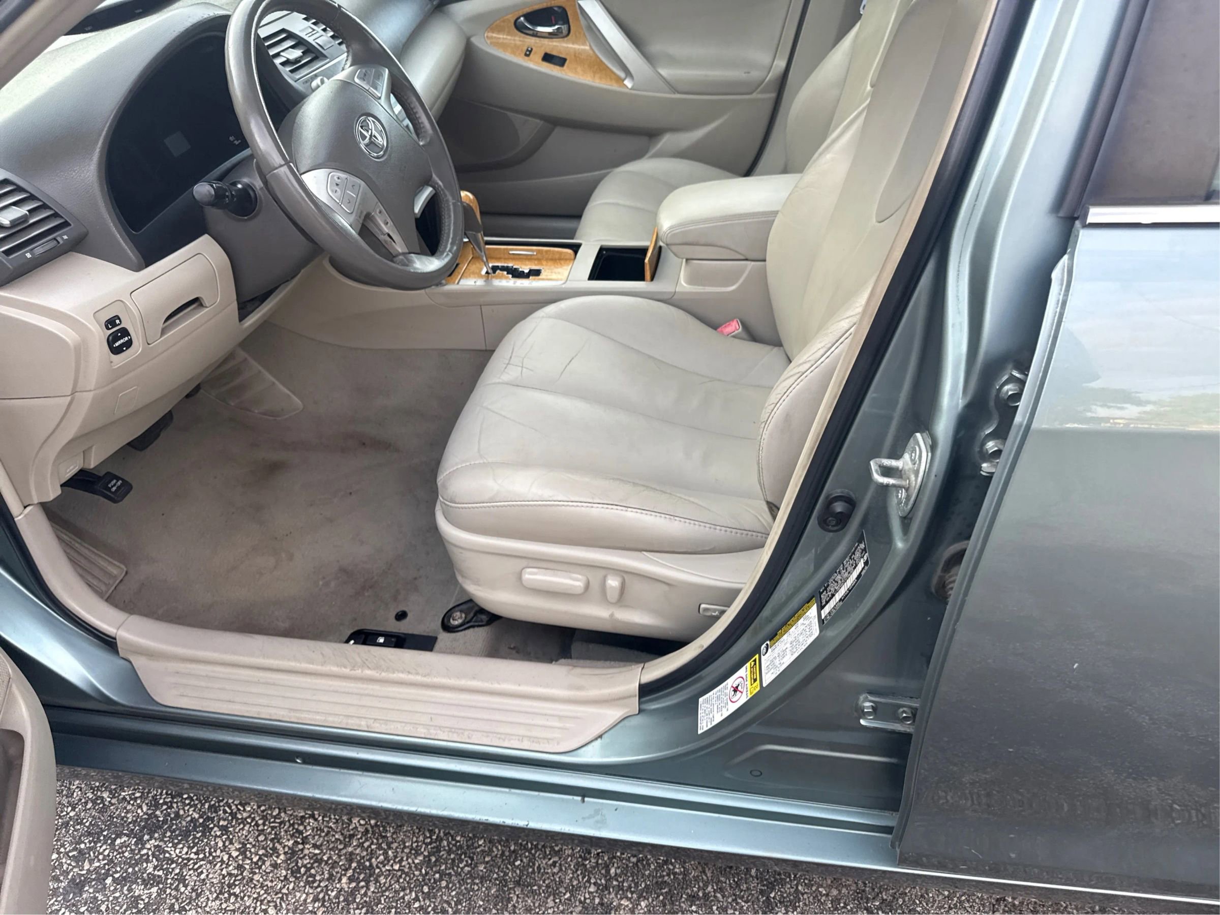 Used 2007 Toyota Camry XLE FWD image 10