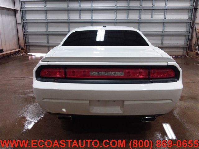 Used 2011 Dodge Challenger R/T RWD image 8