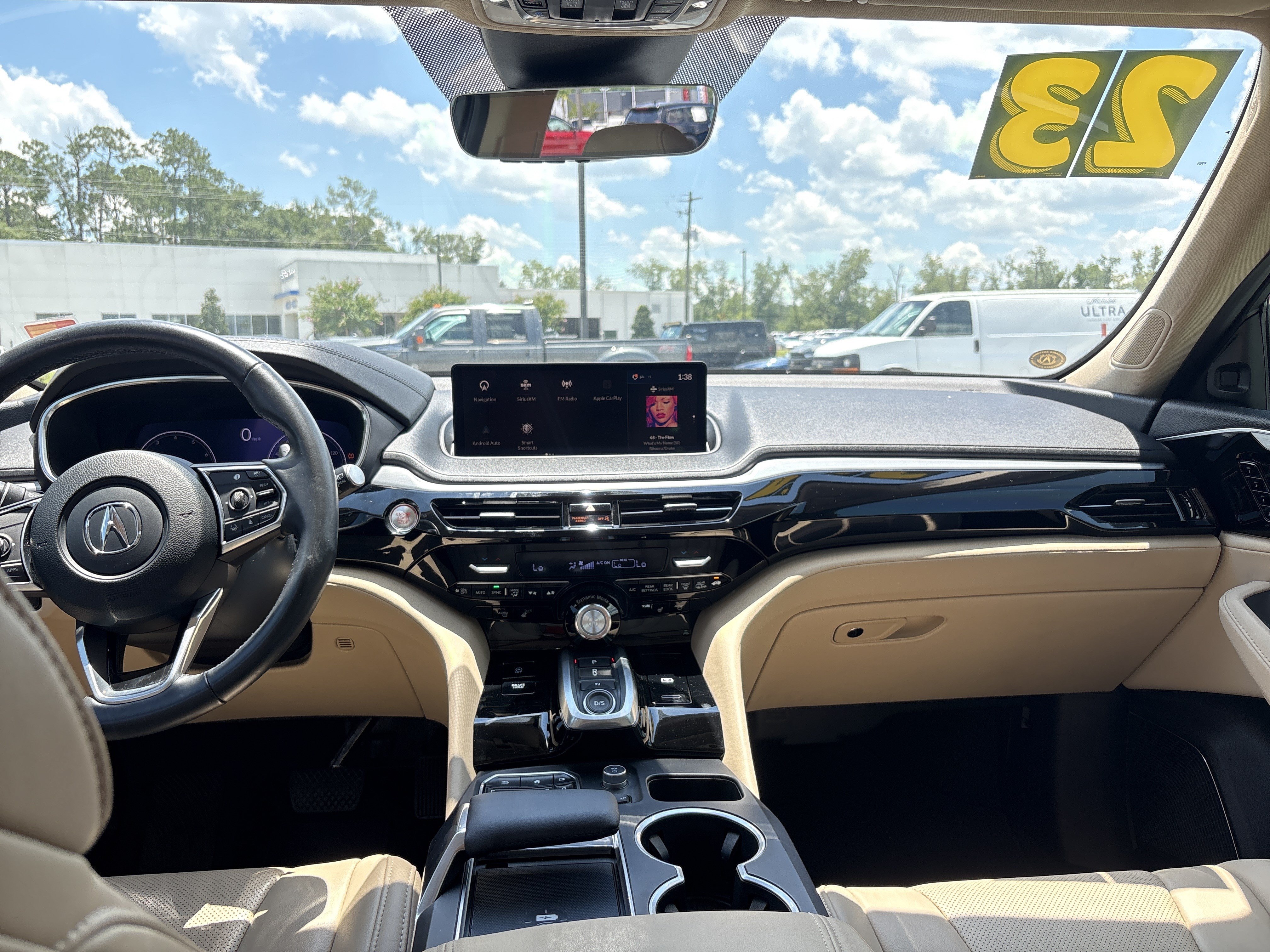 Used 2023 Acura MDX FWD w/ Technology Package image 9