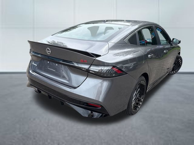 Used 2026 Nissan Sentra SR w/ Floor Mat Package FWD image 4