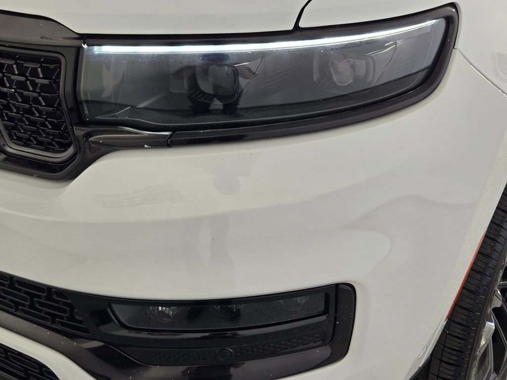 Used 2024 Jeep Grand Wagoneer Series II w/ Quick Order Packagew 28T image 11