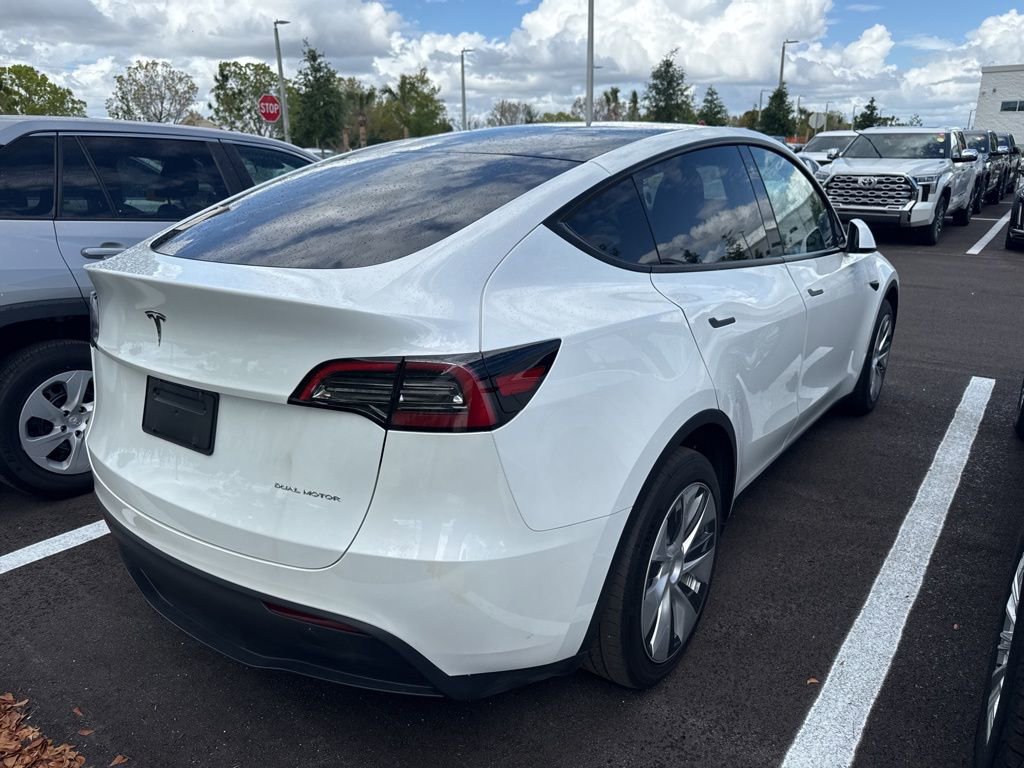 Used 2023 Tesla Model Y Long Range image 4