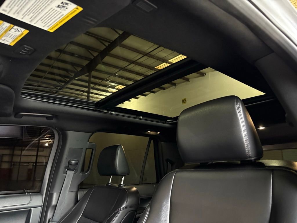 Used 2021 Ford Expedition Max XLT image 25