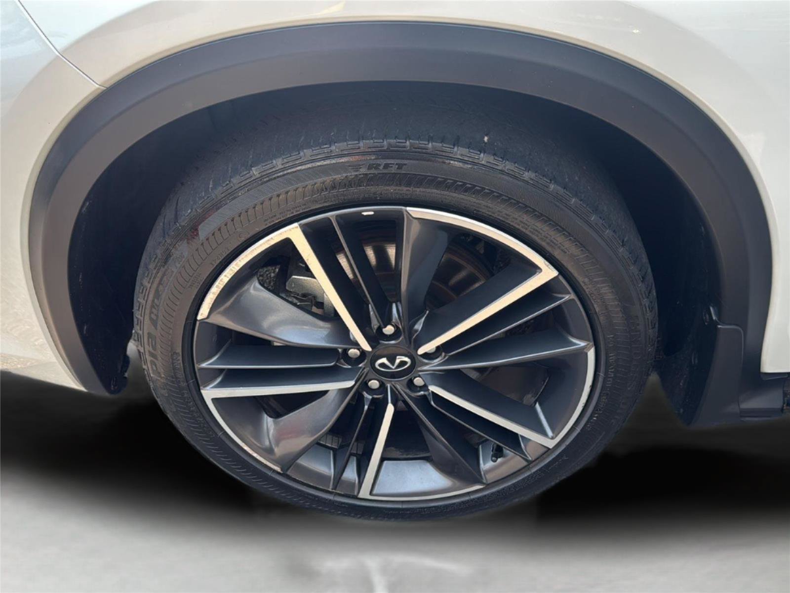 Used 2023 INFINITI QX55 Luxe w/ Accent Package AWD/4WD image 30