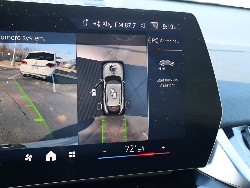 Certified 2025 BMW X2 xDrive28i w/ Technology Package image 27