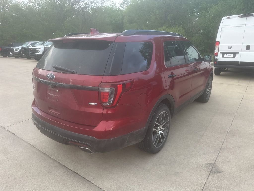 Used 2017 Ford Explorer Sport AWD/4WD image 7