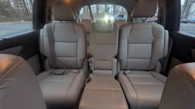 Used 2014 Honda Odyssey EX-L image 23