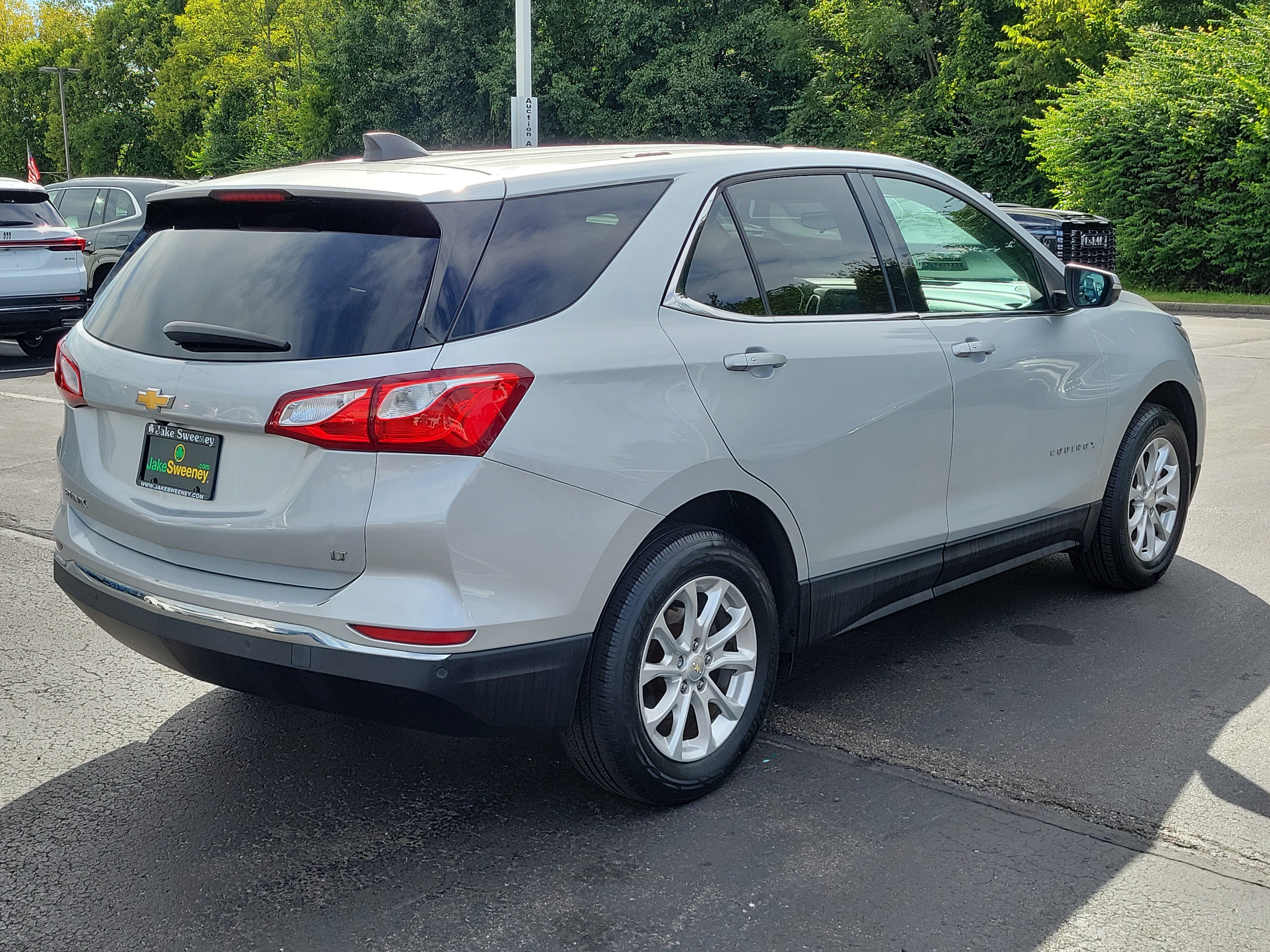 Used 2018 Chevrolet Equinox LT FWD image 4