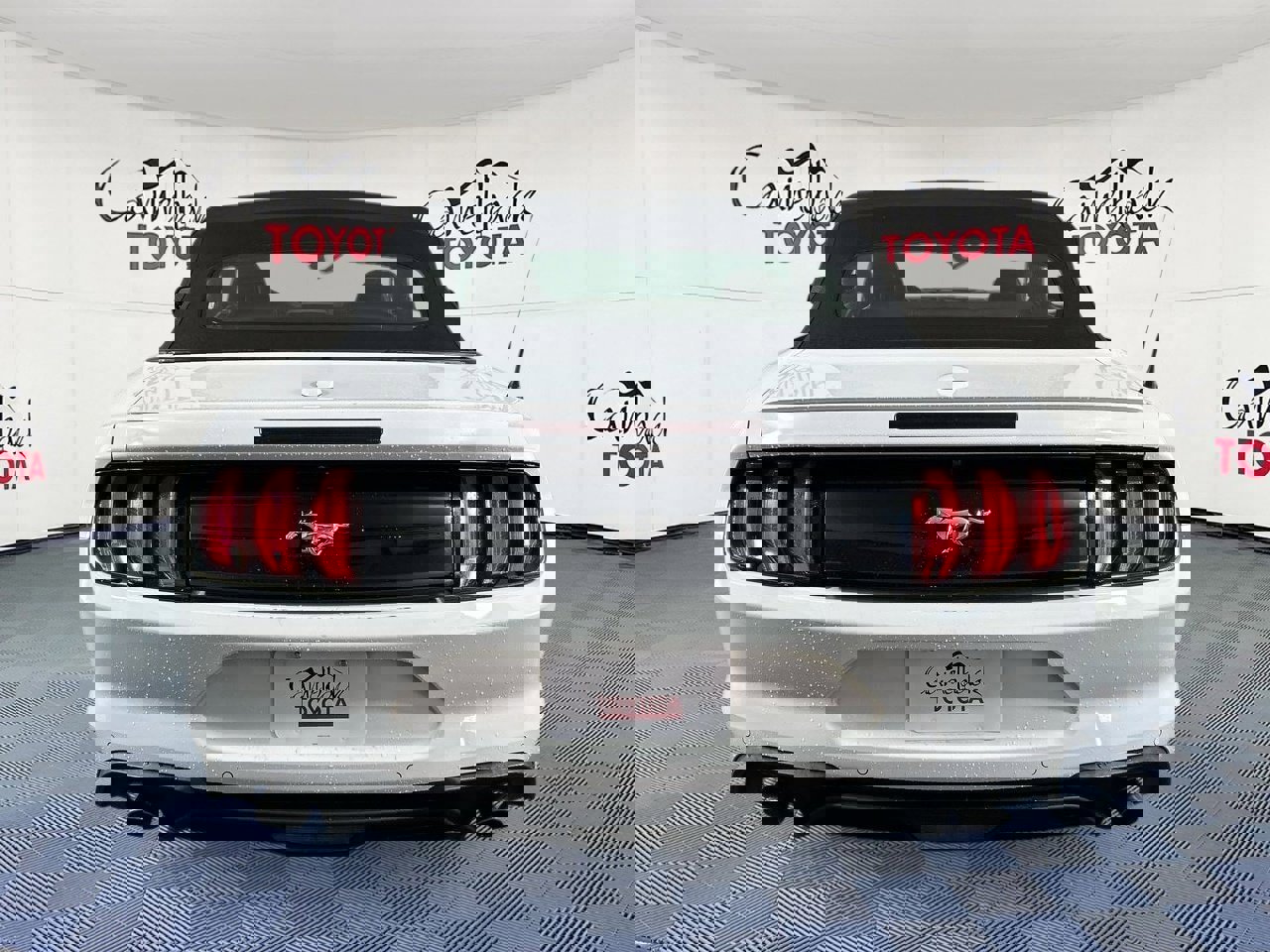 Used 2022 Ford Mustang Premium image 7