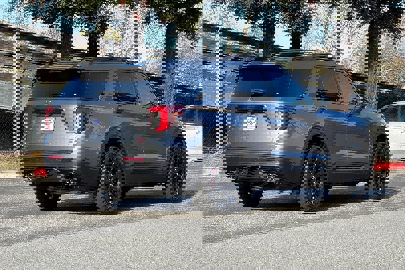 Certified 2022 Ford Explorer ST w/ Equipment Group 401A image 4