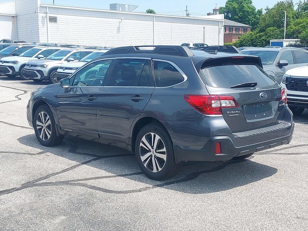 Used 2018 Subaru Outback 2.5i Limited AWD/4WD image 5