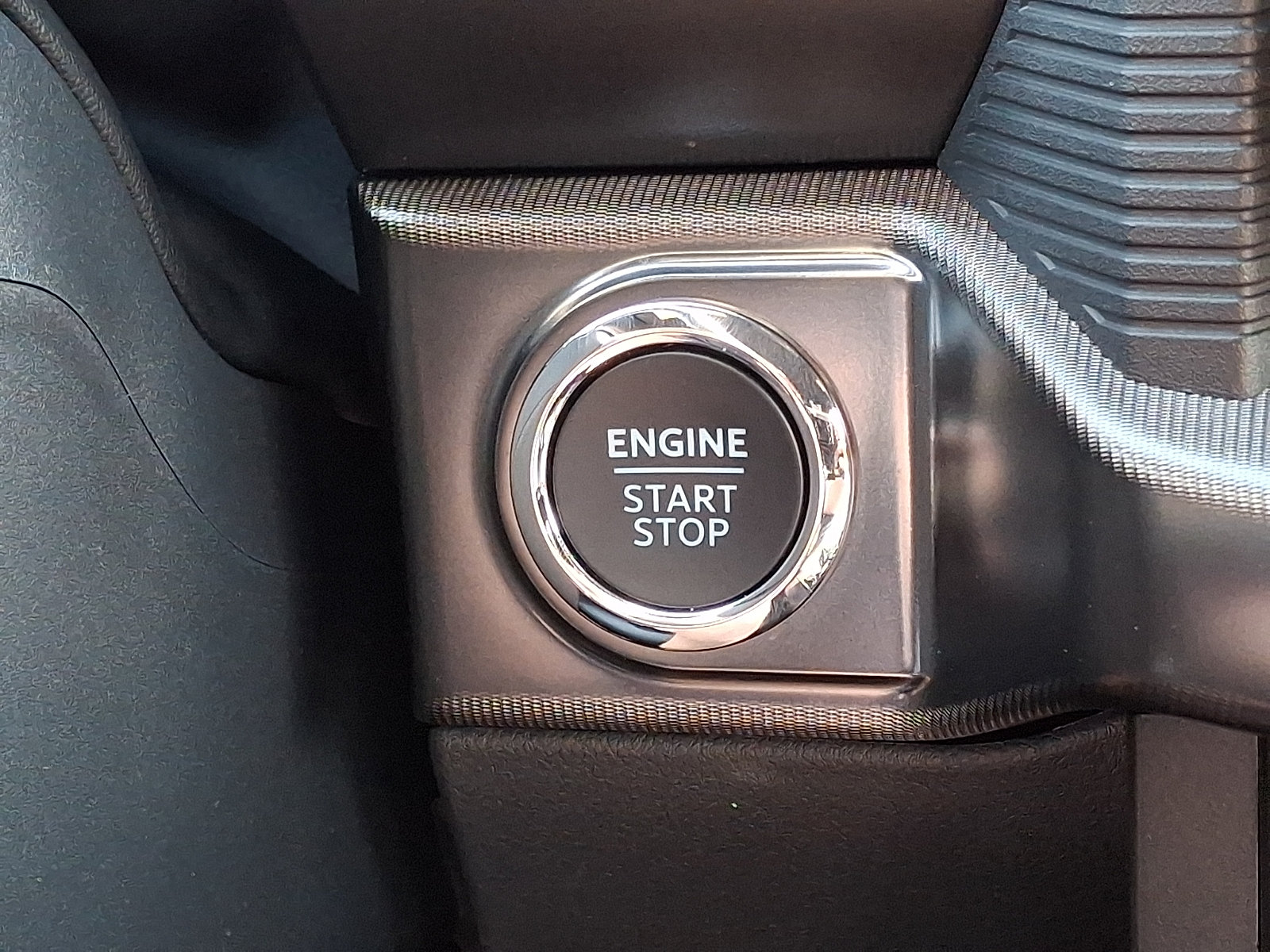 Certified 2024 Ford F150 Lariat w/ Equipment Group 502A High AWD/4WD image 28