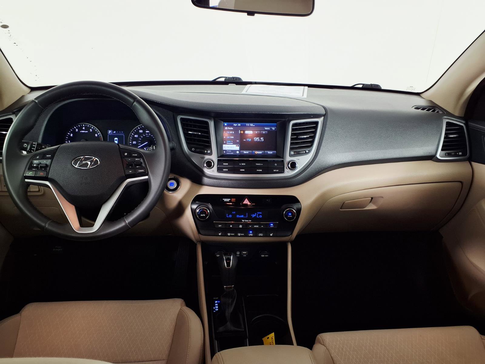 Used 2018 Hyundai Tucson Sport FWD image 14