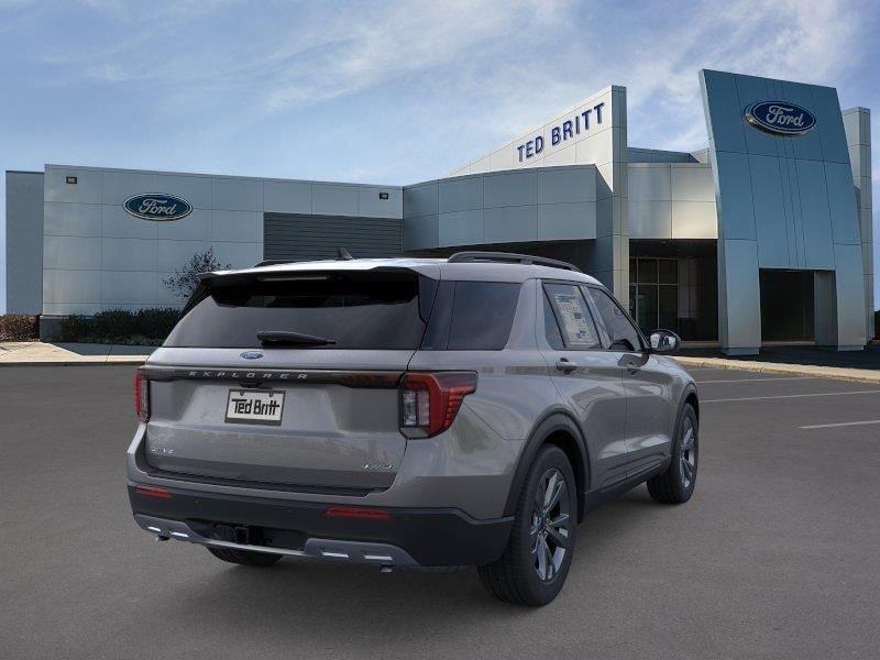 New 2026 Ford Explorer Active w/ Active Comfort Package AWD/4WD image 8
