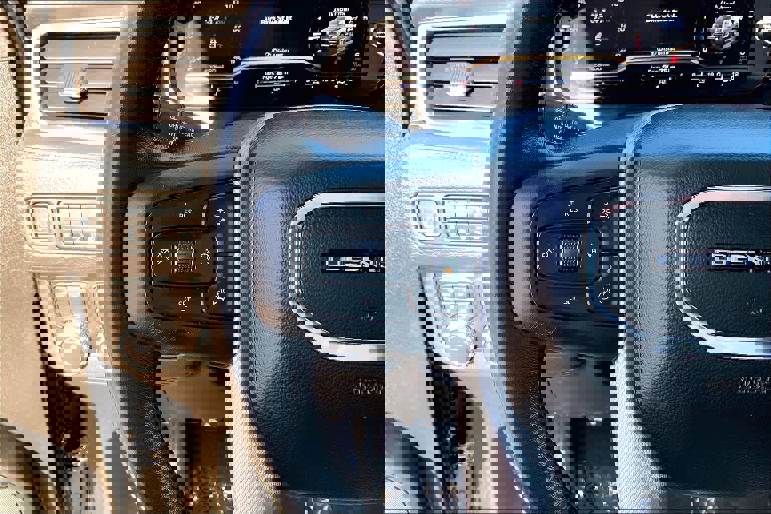 Used 2023 GMC Yukon Denali image 23