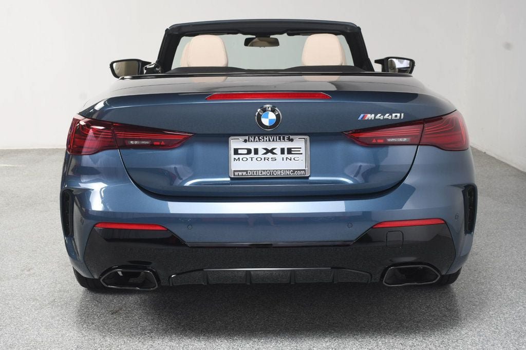 Used 2025 BMW M440i Convertible w/ Premium Package RWD image 22