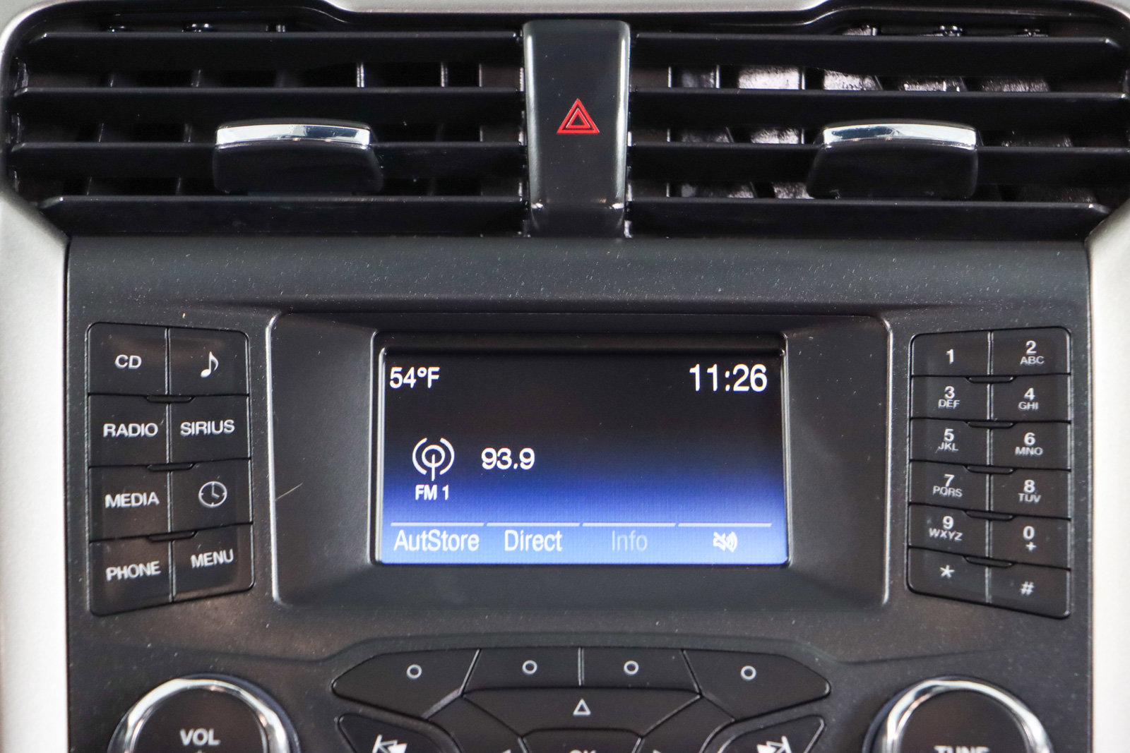 Used 2018 Ford Fusion SE image 19