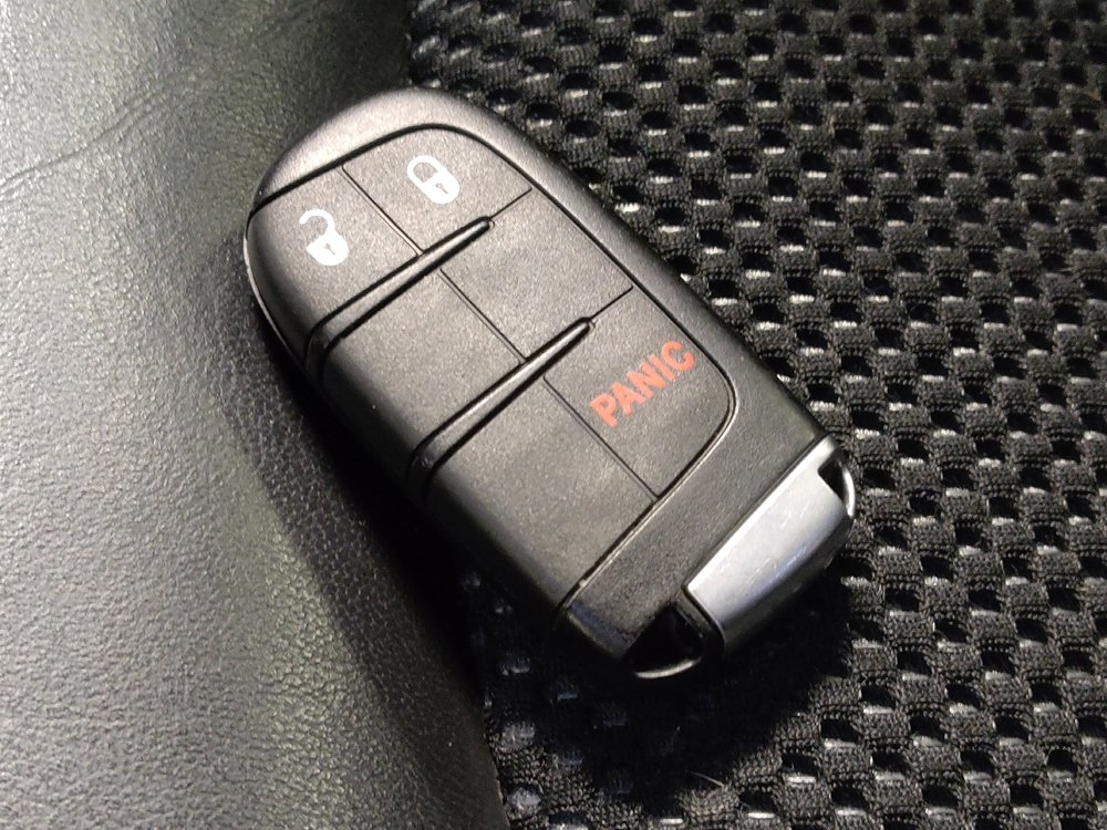 Used 2017 Dodge Journey Crossroad FWD image 32