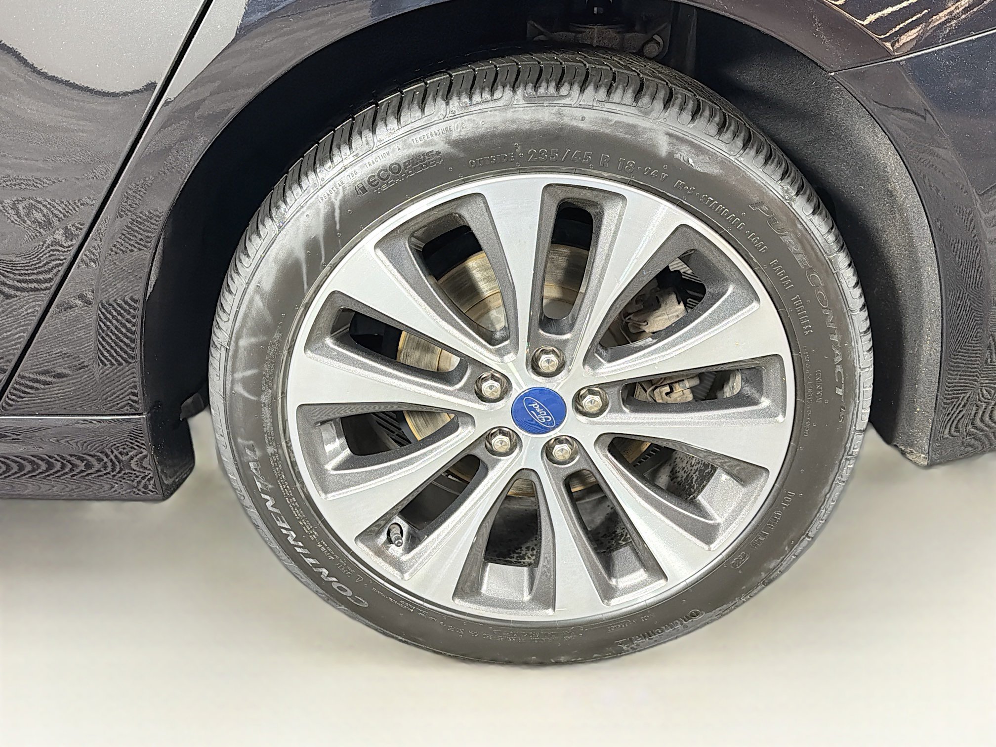 Used 2020 Ford Fusion SE image 30