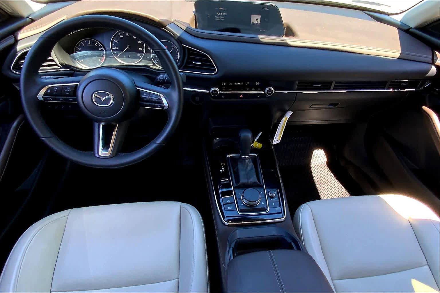 Certified 2025 MAZDA CX-30 AWD 2.5 S w/ Premium Package image 16