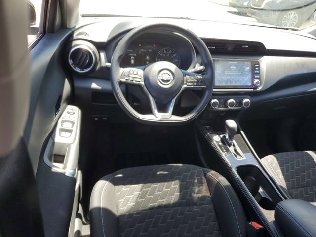 Used 2023 Nissan Kicks SV FWD image 11