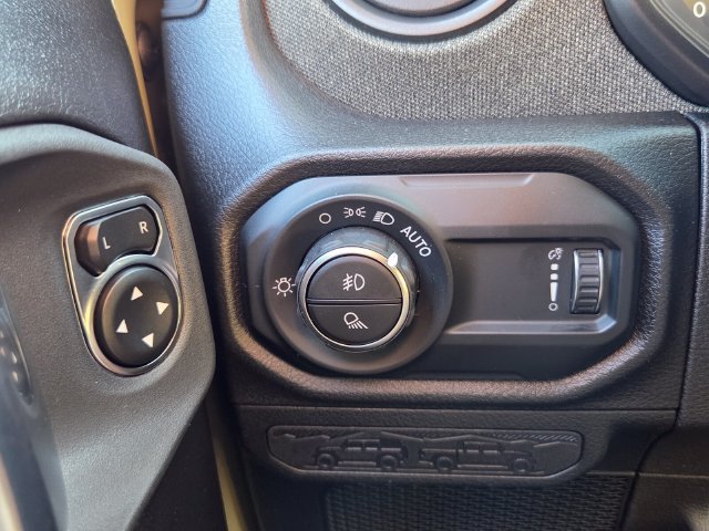 New 2026 Jeep Gladiator Willys AWD/4WD image 22