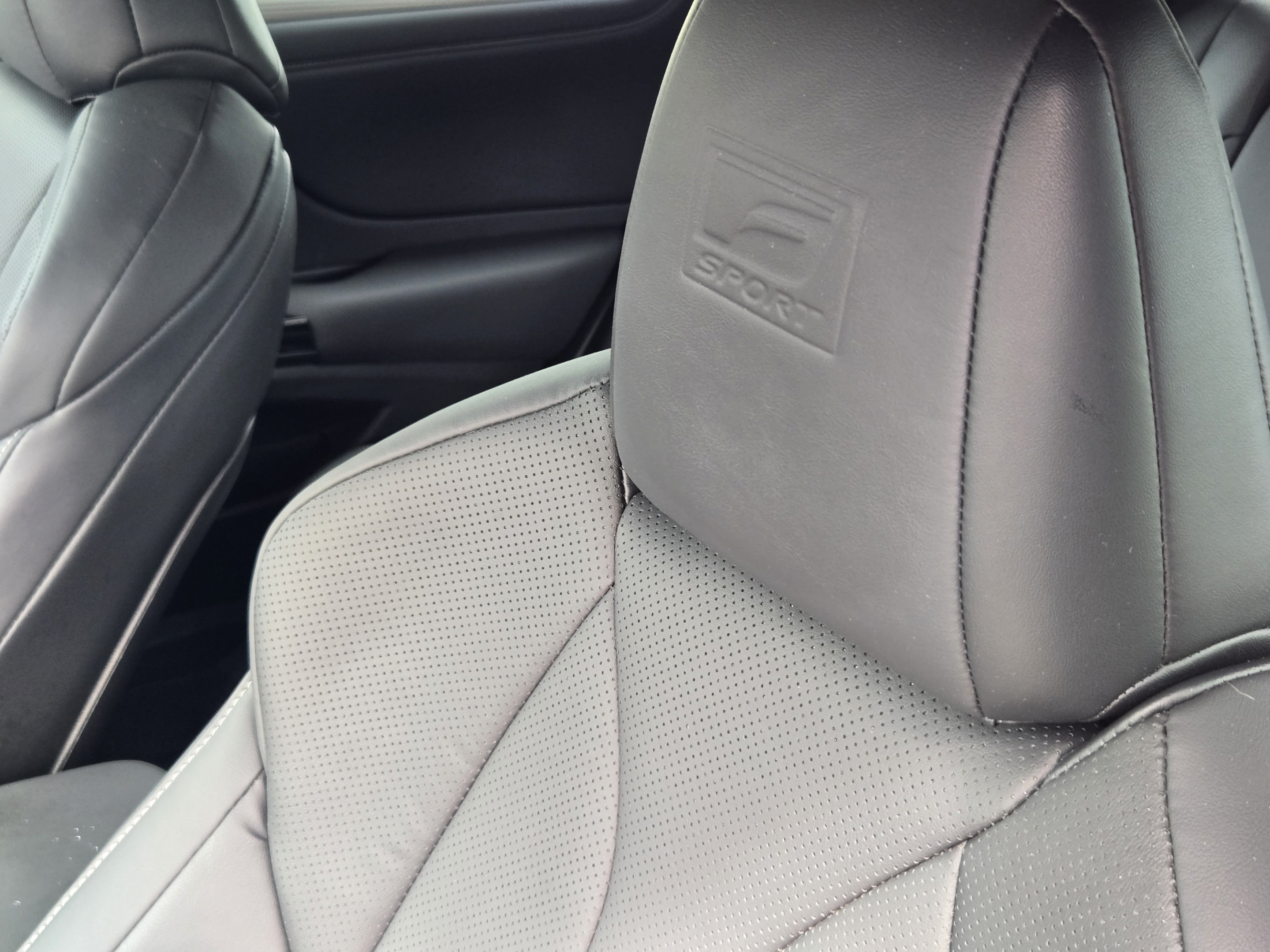 Certified 2024 Lexus ES 350 F Sport w/ Accessory Package (Z2) FWD image 23