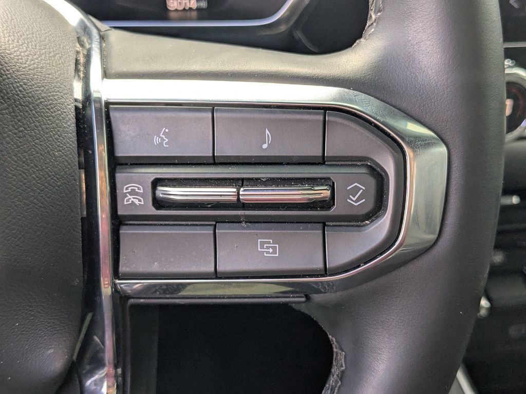 Used 2025 GMC Canyon Elevation w/ Convenience Package image 25