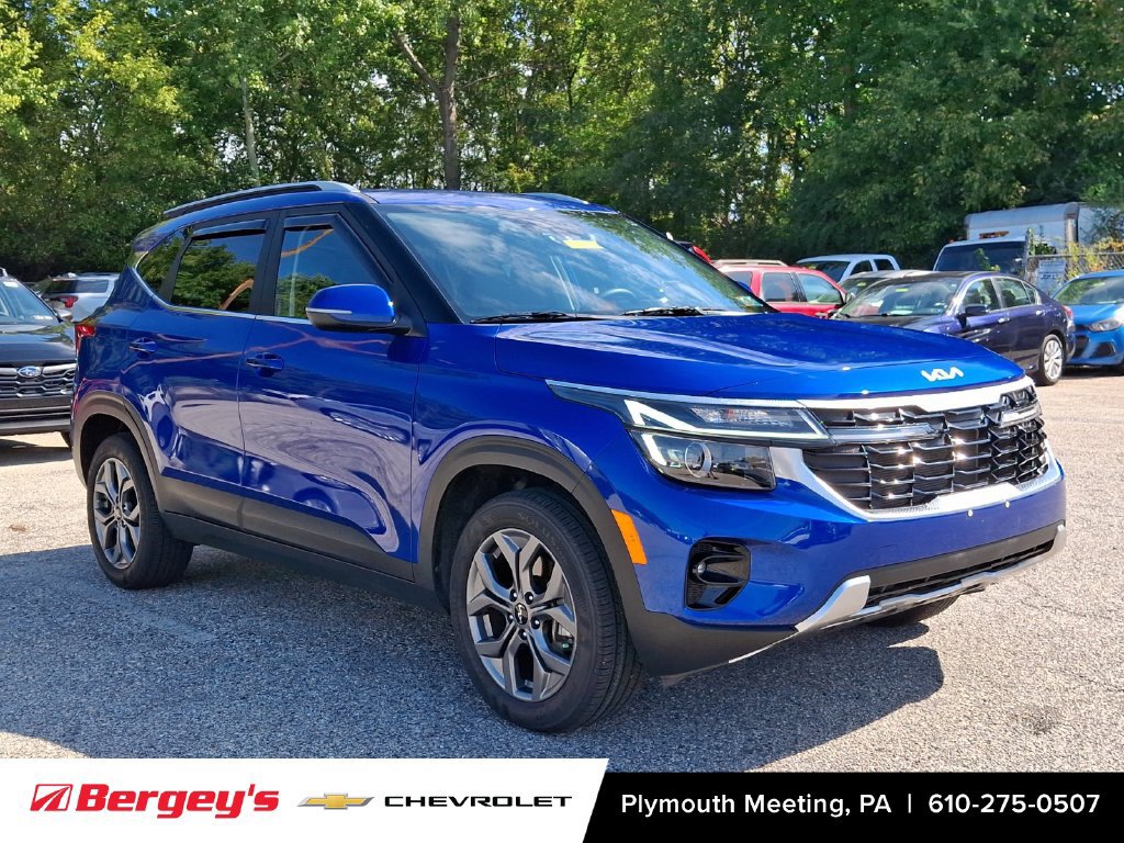 Used 2024 Kia Seltos S AWD/4WD image 2