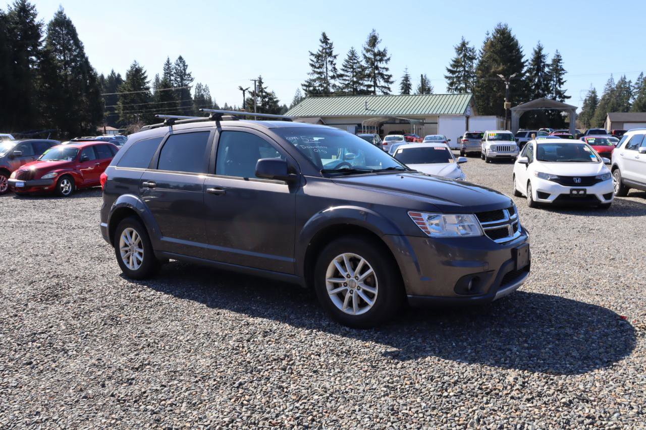Used 2014 Dodge Journey SXT w/ Flexible Seating Group image 7
