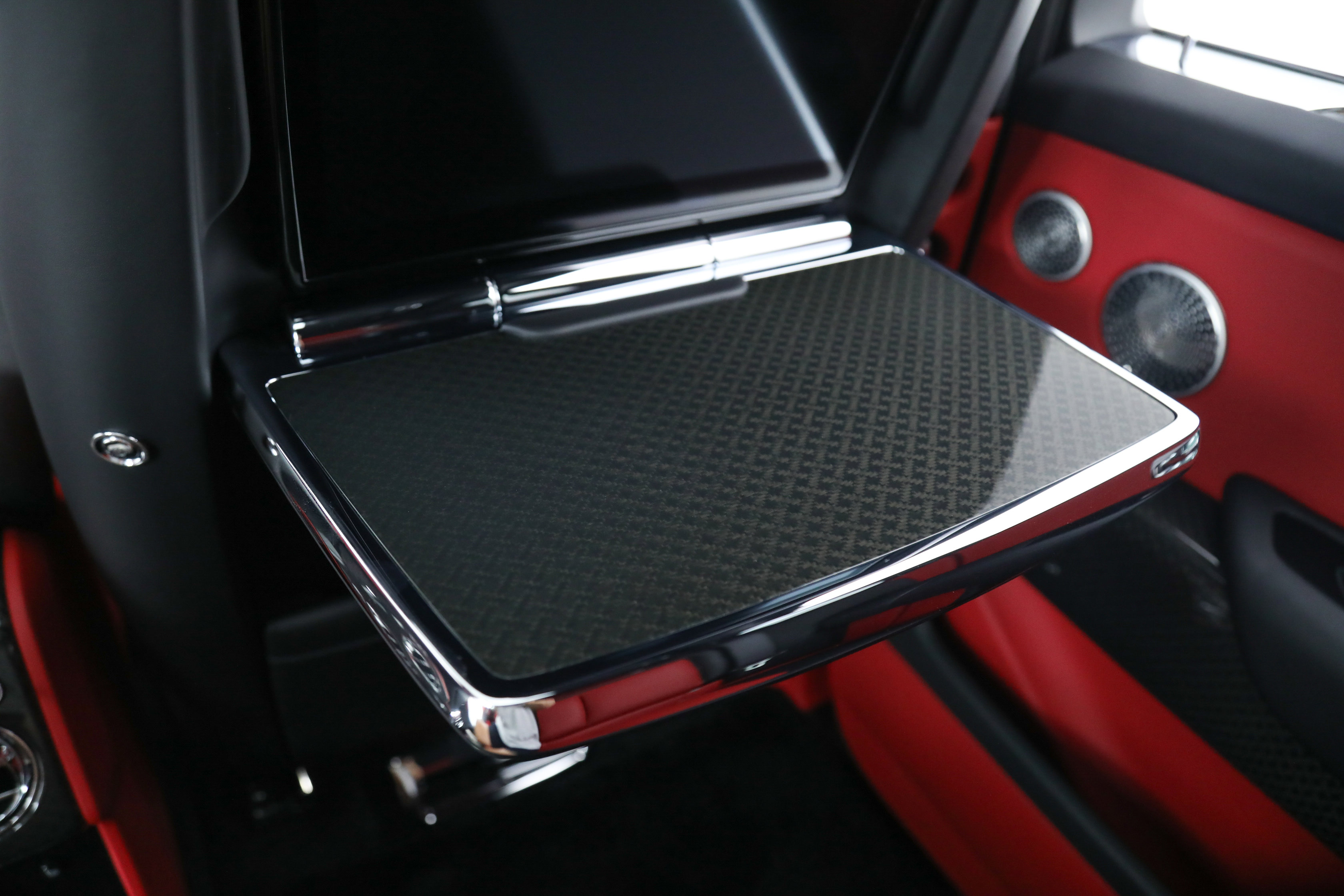 Used 2023 Rolls-Royce Cullinan Black Badge w/ Dark Exterior Package image 41