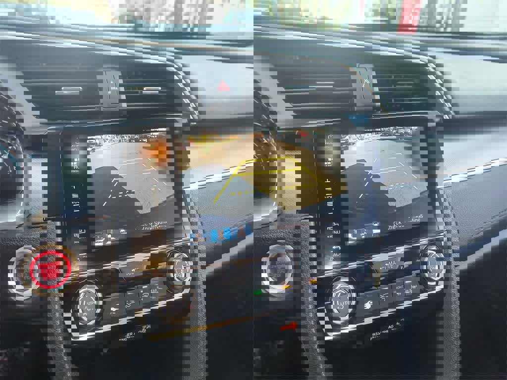 Used 2018 Honda Civic EX image 17