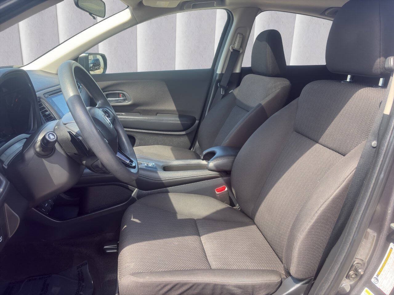 Used 2016 Honda HR-V EX image 12