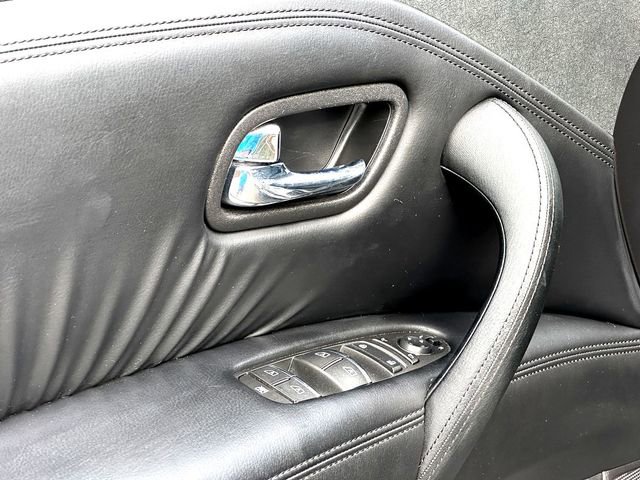 Used 2024 Nissan Armada SV image 11