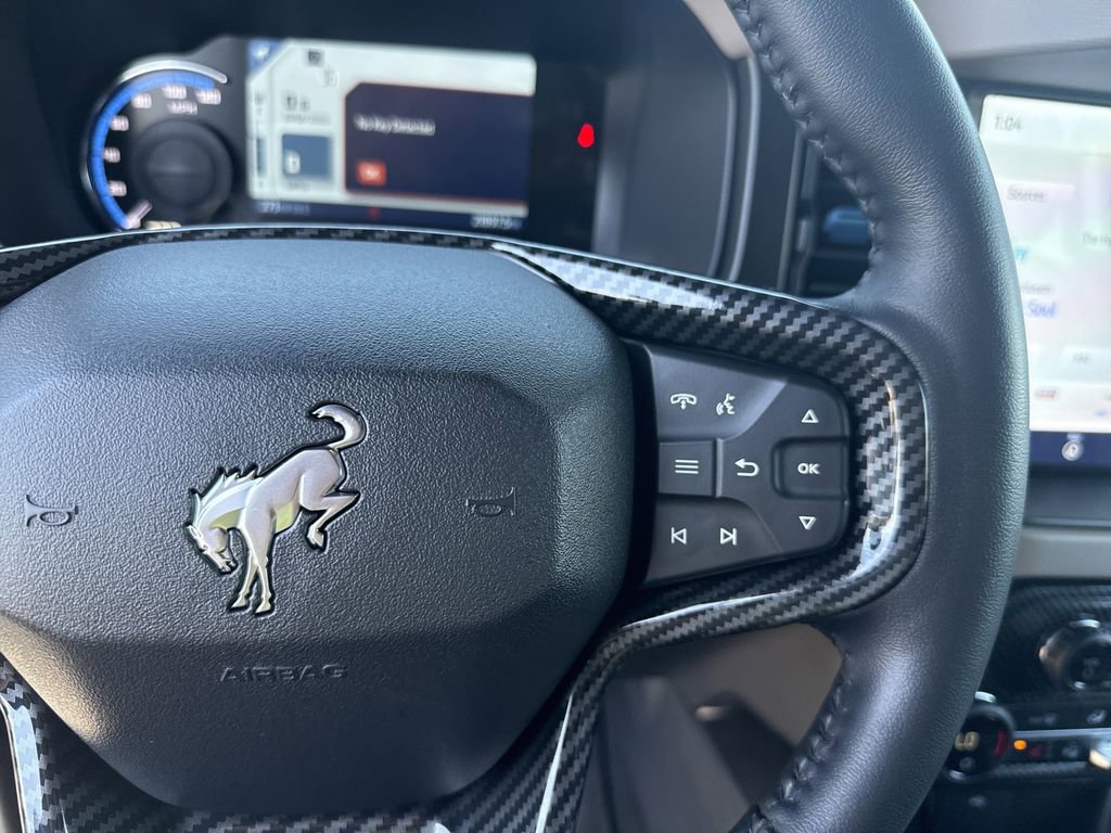 Used 2023 Ford Bronco Wildtrak image 26