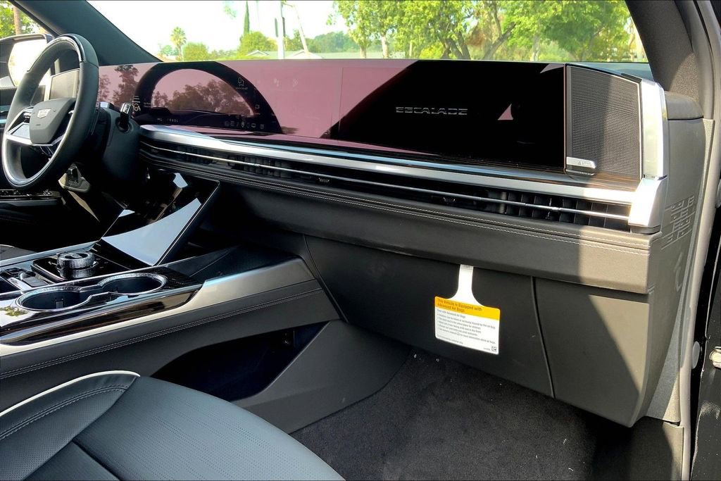 New 2026 Cadillac Escalade Luxury AWD/4WD image 31