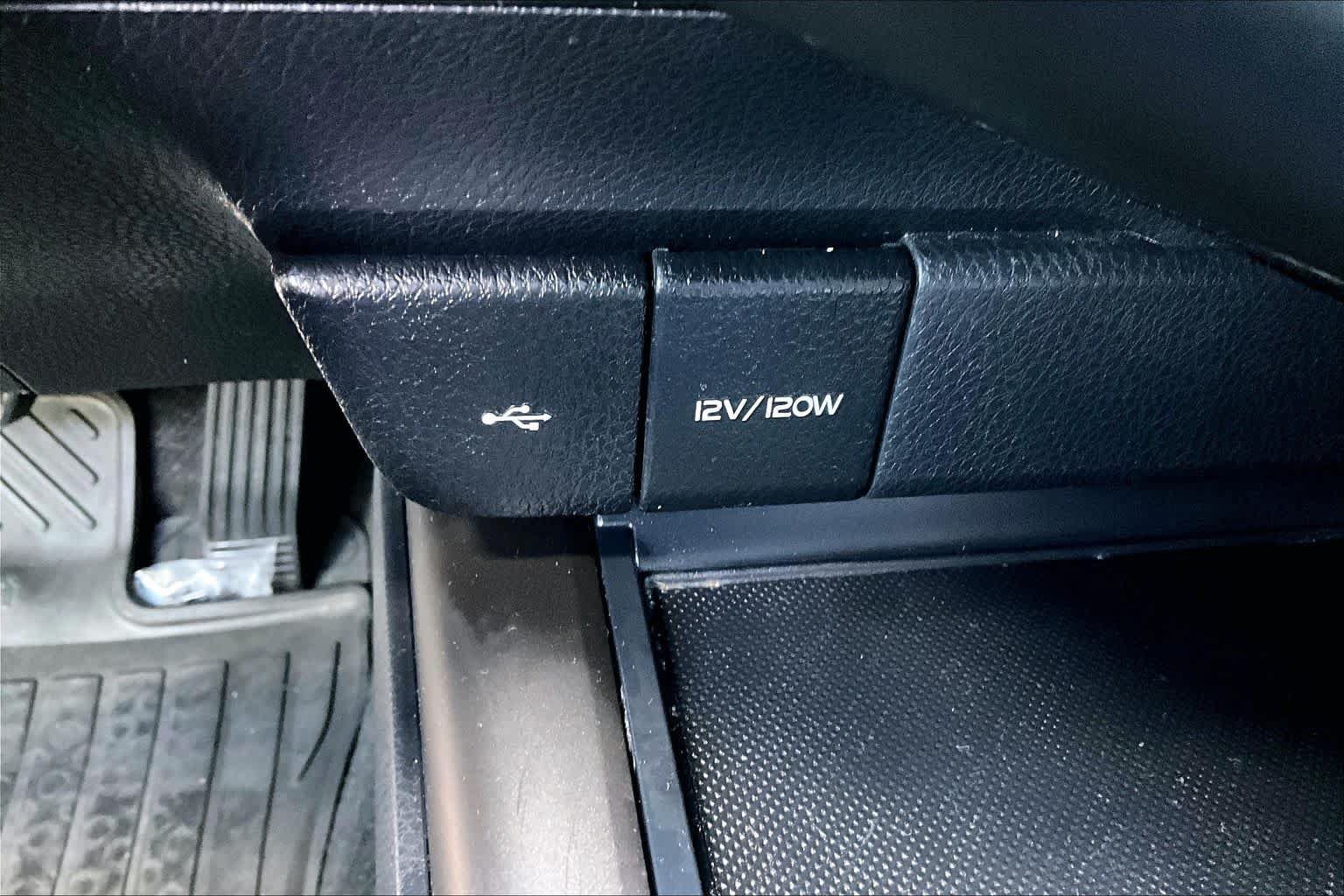Used 2023 Toyota Camry LE FWD image 33