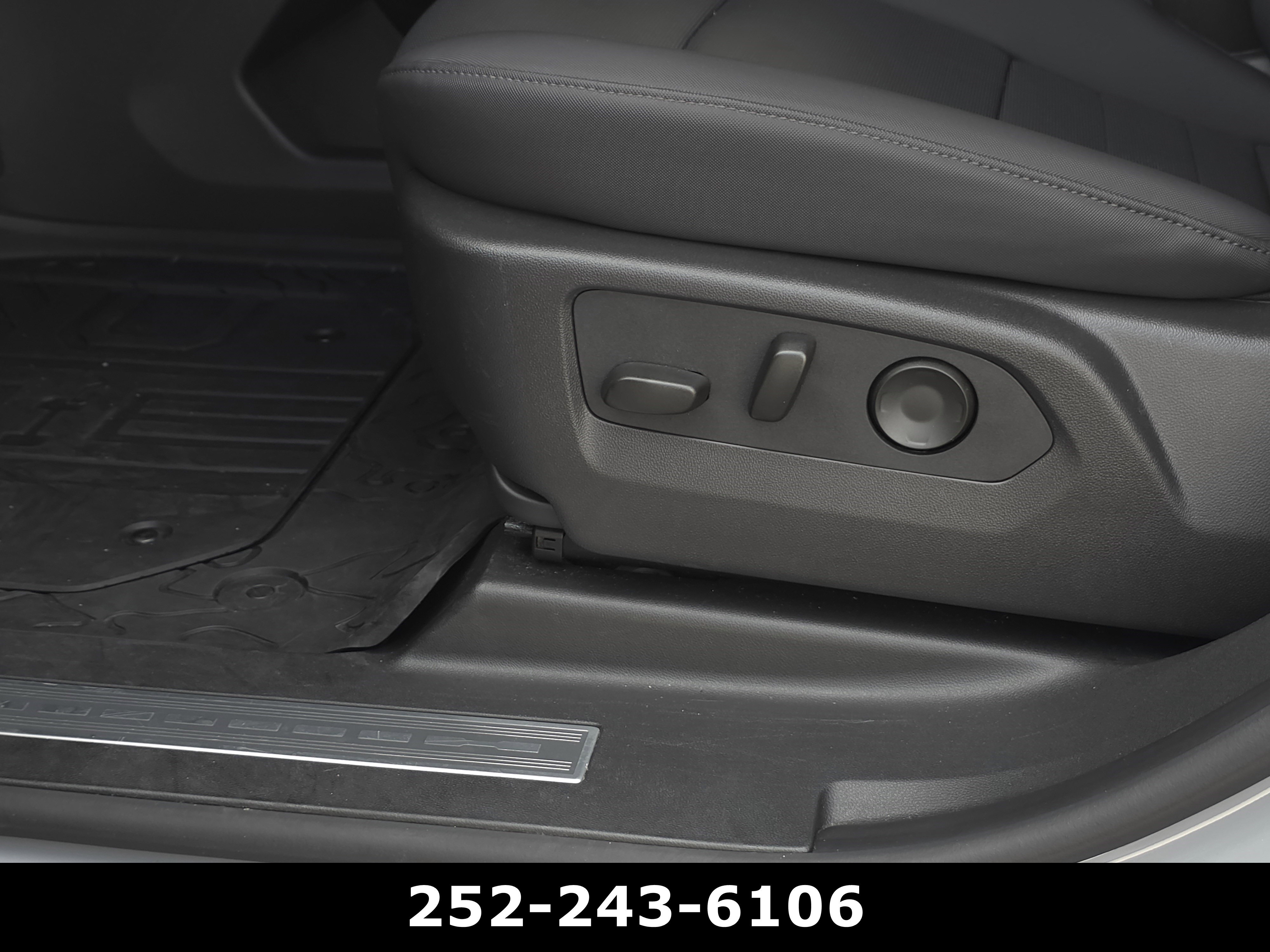 Used 2025 GMC Hummer EV 3X AWD/4WD image 11