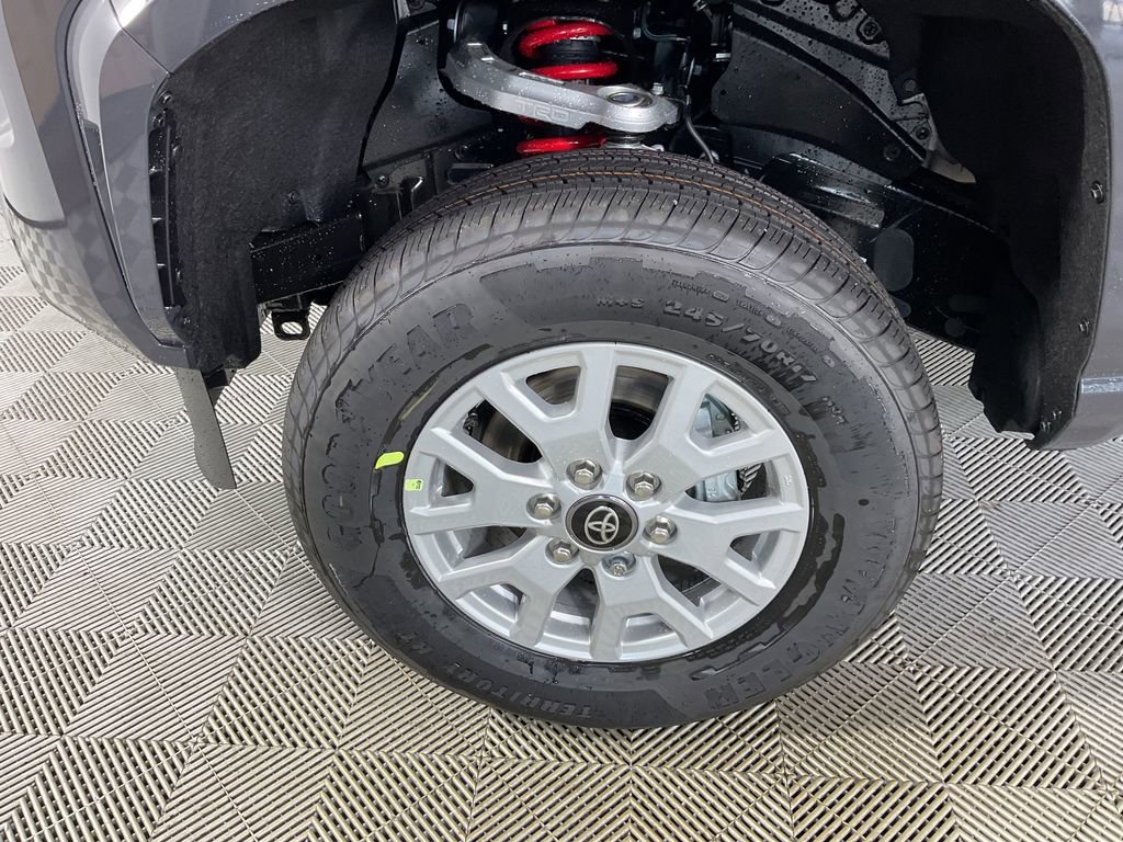 New 2025 Toyota Tacoma SR5 image 4