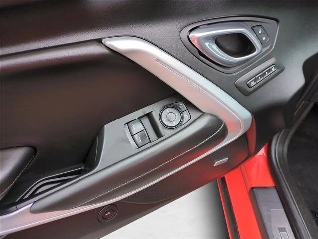 Used 2019 Chevrolet Camaro SS image 11