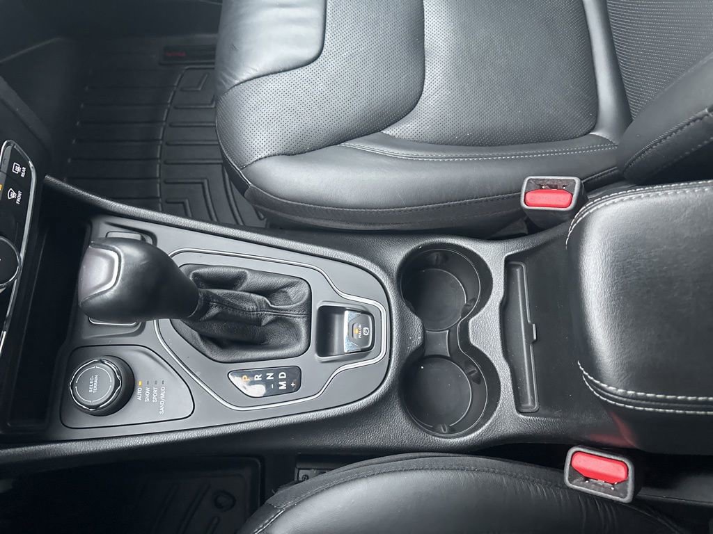 Used 2021 Jeep Cherokee Latitude Lux image 19