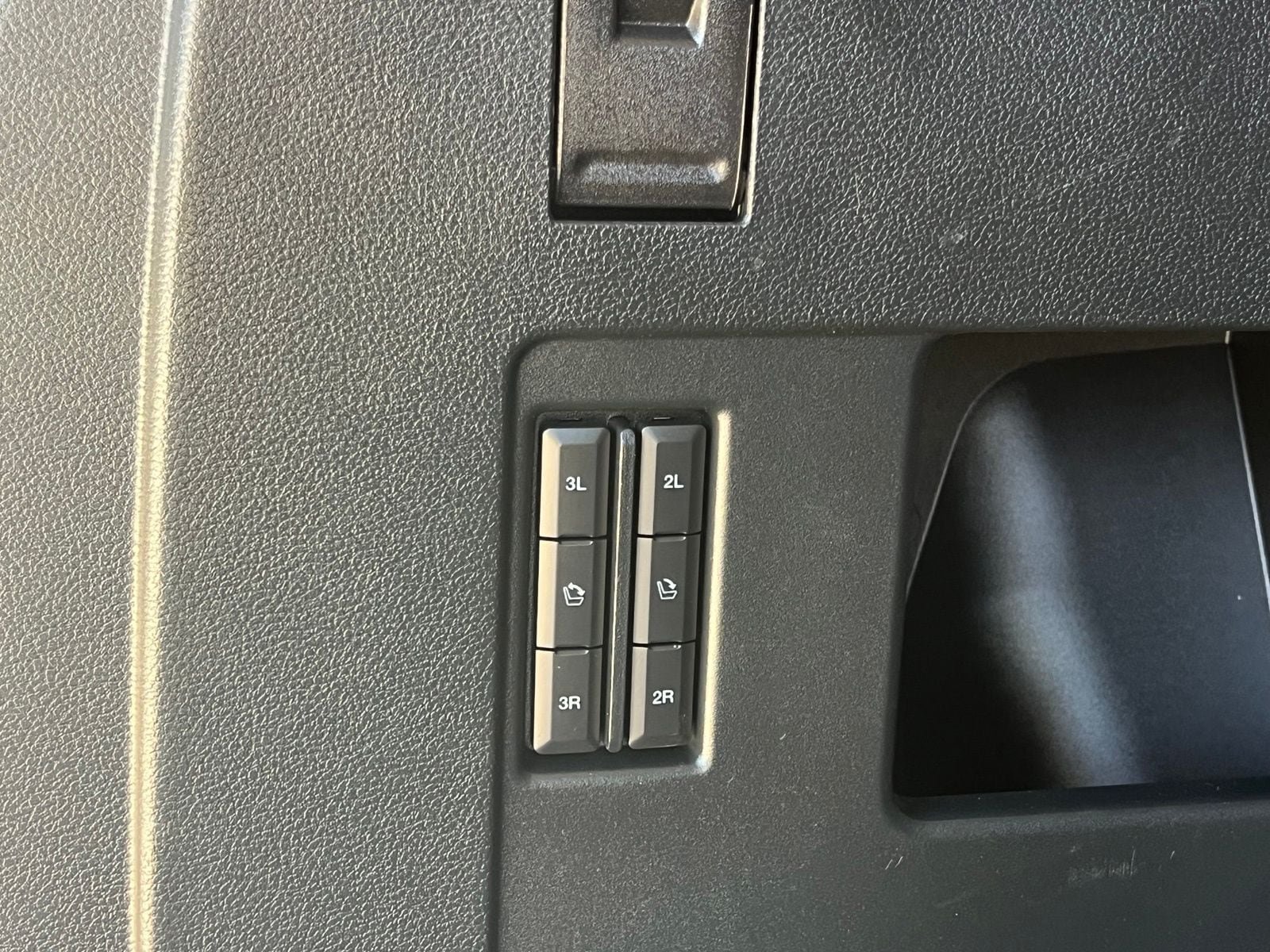 Used 2021 Ford Expedition Platinum AWD/4WD image 18